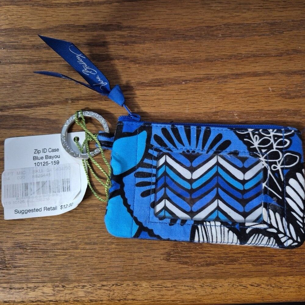 NEW VERA BRADLEY ZIP ID CASE RETIRED PATTERN BLUE BAYOU NEW WITH TAGS